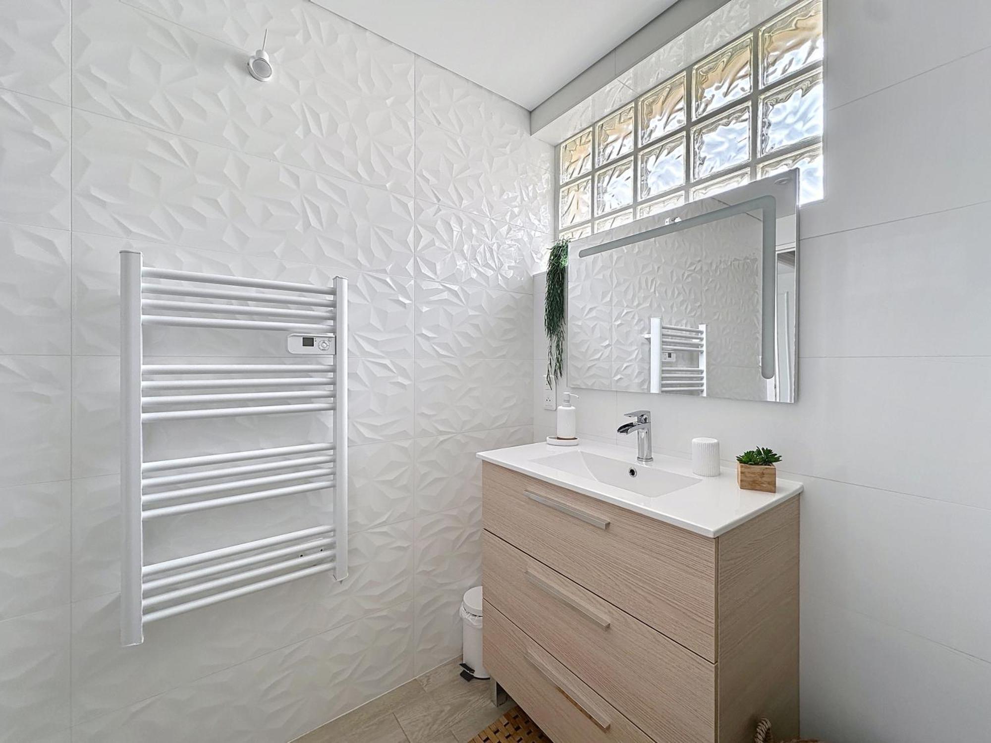 Charmante Maison 2 Chambres Avec Cour Et Jardin Sainte-Savine 외부 사진